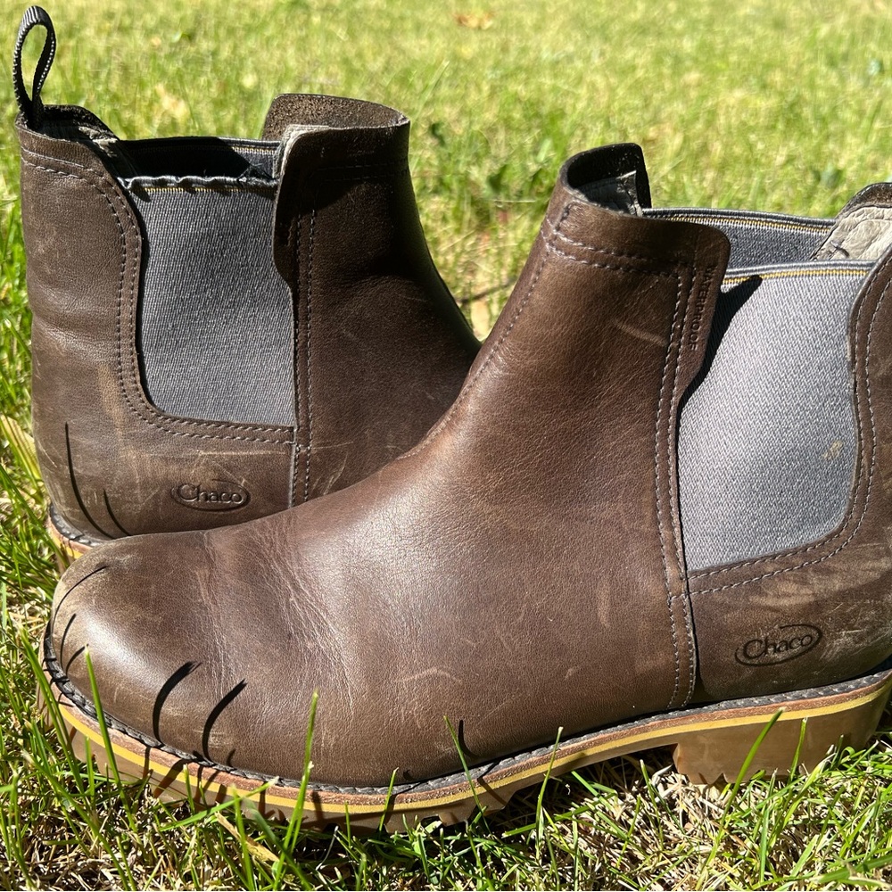Chaco Brown and Gray Chelsea Boots Women’s 8.5/38.5